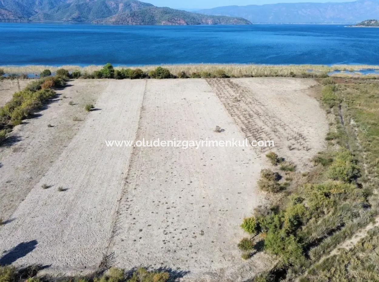 3210M2 2B Grundstück Zum Verkauf Am See In Çandır