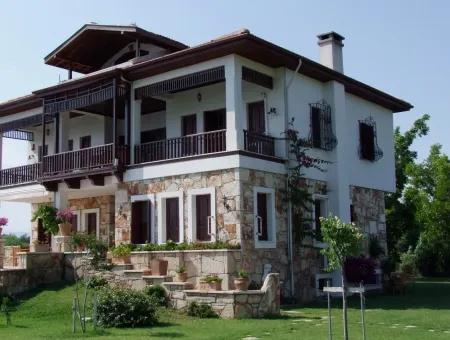 Immobilien Zum Verkauf, Dalyan 12,338M2 Grundstück Luxus-Villa Zum Verkauf In