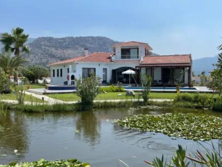 Dalyan 4 1 Luxusvilla Zum Verkauf In 7000M2 Grundstück