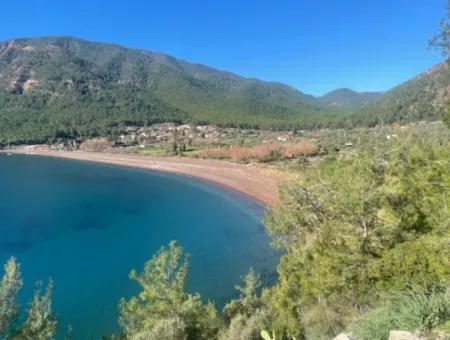 3250M2 Grundstück Zum Verkauf In Ekincik Mit Blick Auf Das Meer