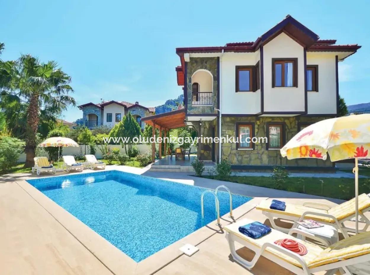 4 1 Villa For Sale For 520M2 Plot In Dalyan Gülpınar