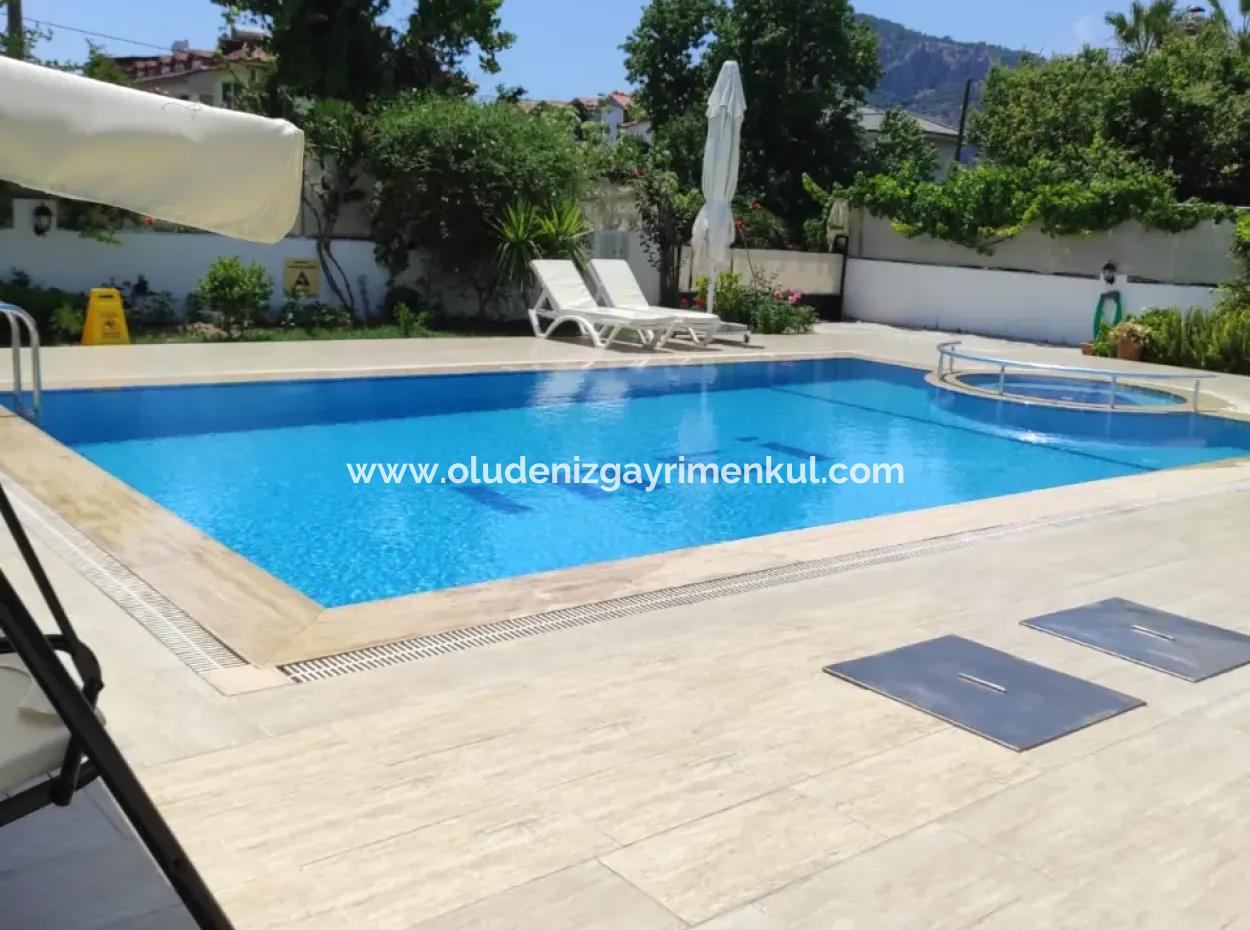 Dalyan Gülpinar'köşebaşi 545M2 Land For Sale 4 1 Villa