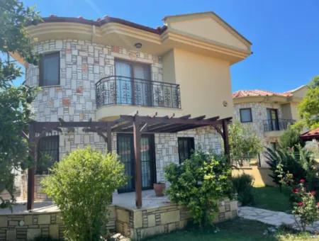 3 1 Villa For Sale In 600M2 Plot In Dalyan Gülpınar