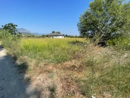 Land For Sale Of 1765 M2 In Okçular