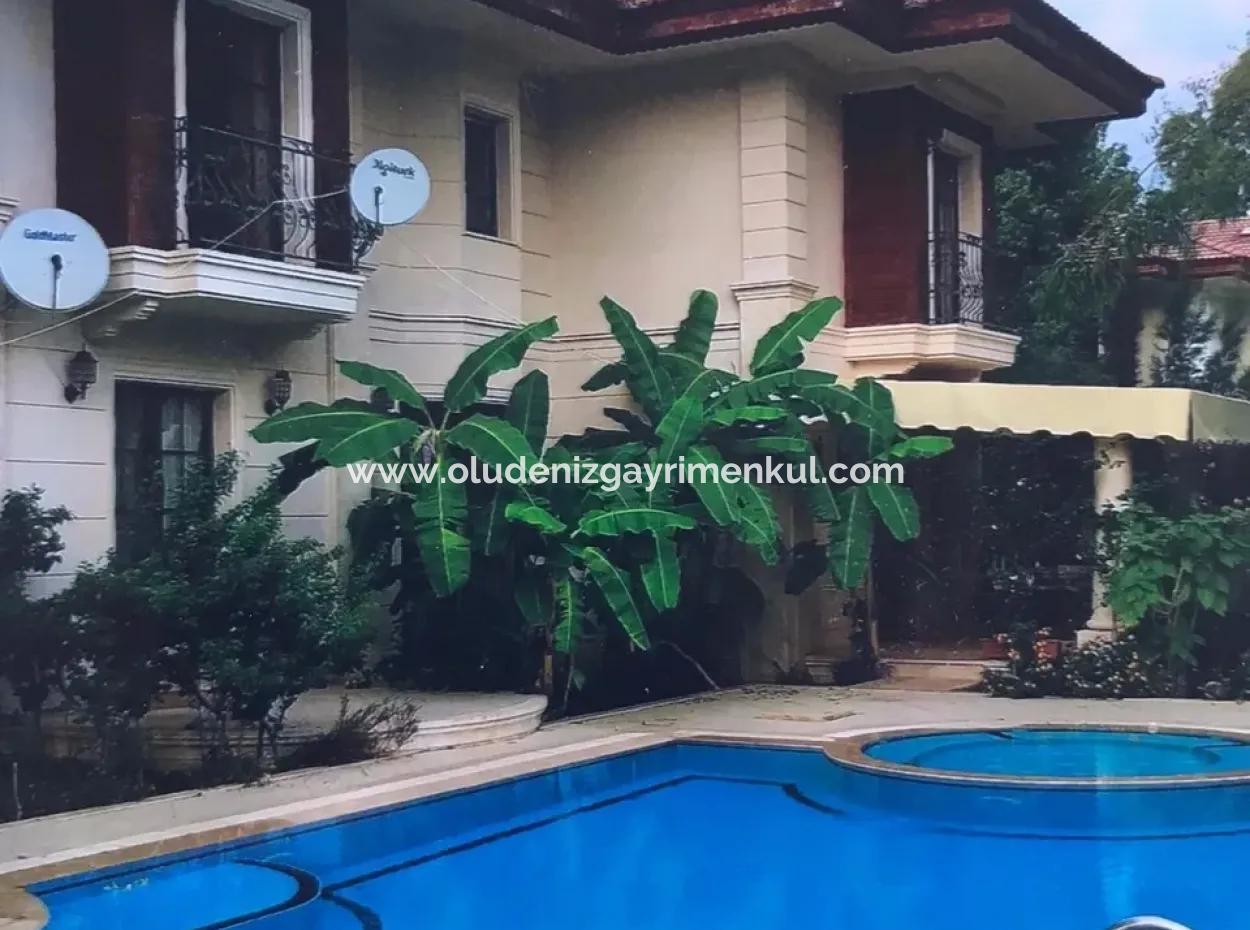 Marmaris Çamlı 3+1 Satılık Villa