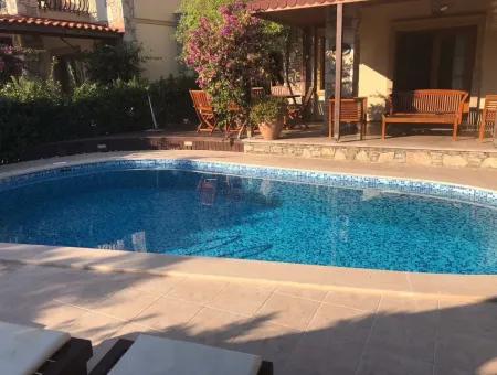 Dalyan Satılık Villa Dalyan Merkezde Lüks 3+1 Satılık Villa